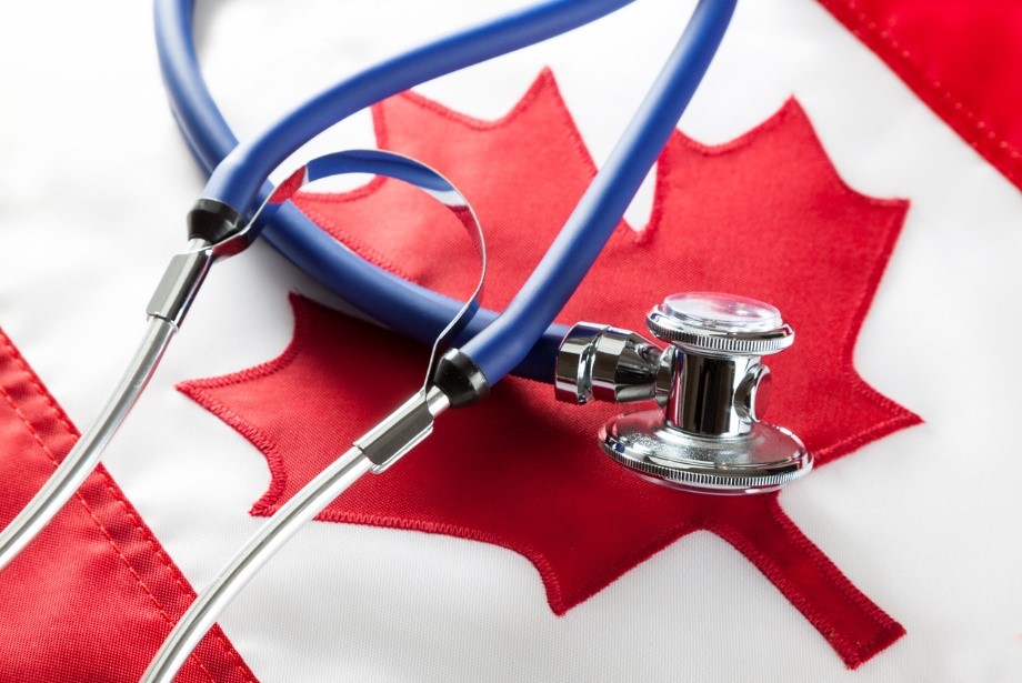 اخذ مجوز از شورای پزشکی کانادا (LMCC)